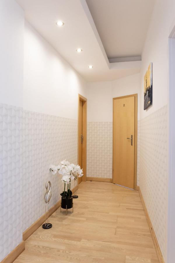 Clicktheflat Szkolna Palace Of Culture Apart Rooms Warsaw Luaran gambar